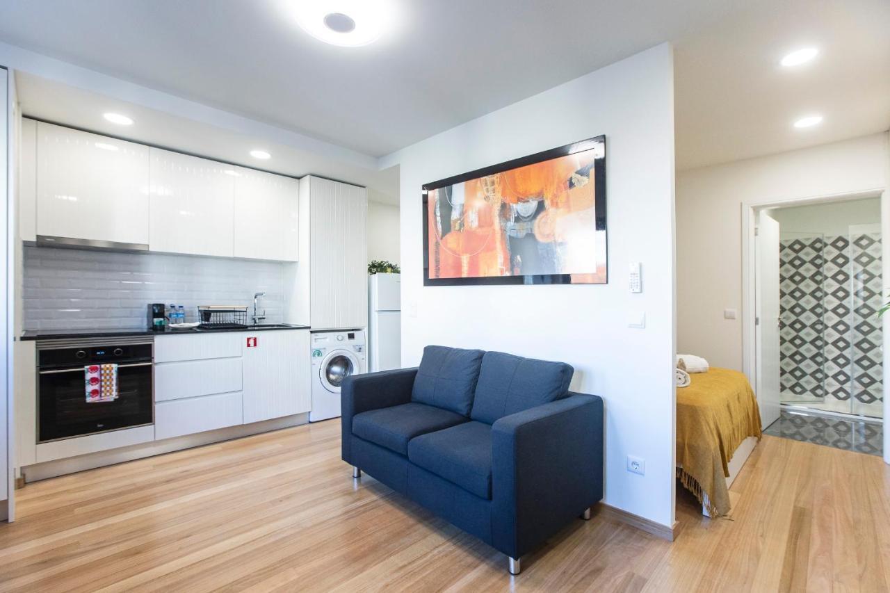 Homely Studio W/ Ac Near Marques By Lovelystay Porto Exterior foto